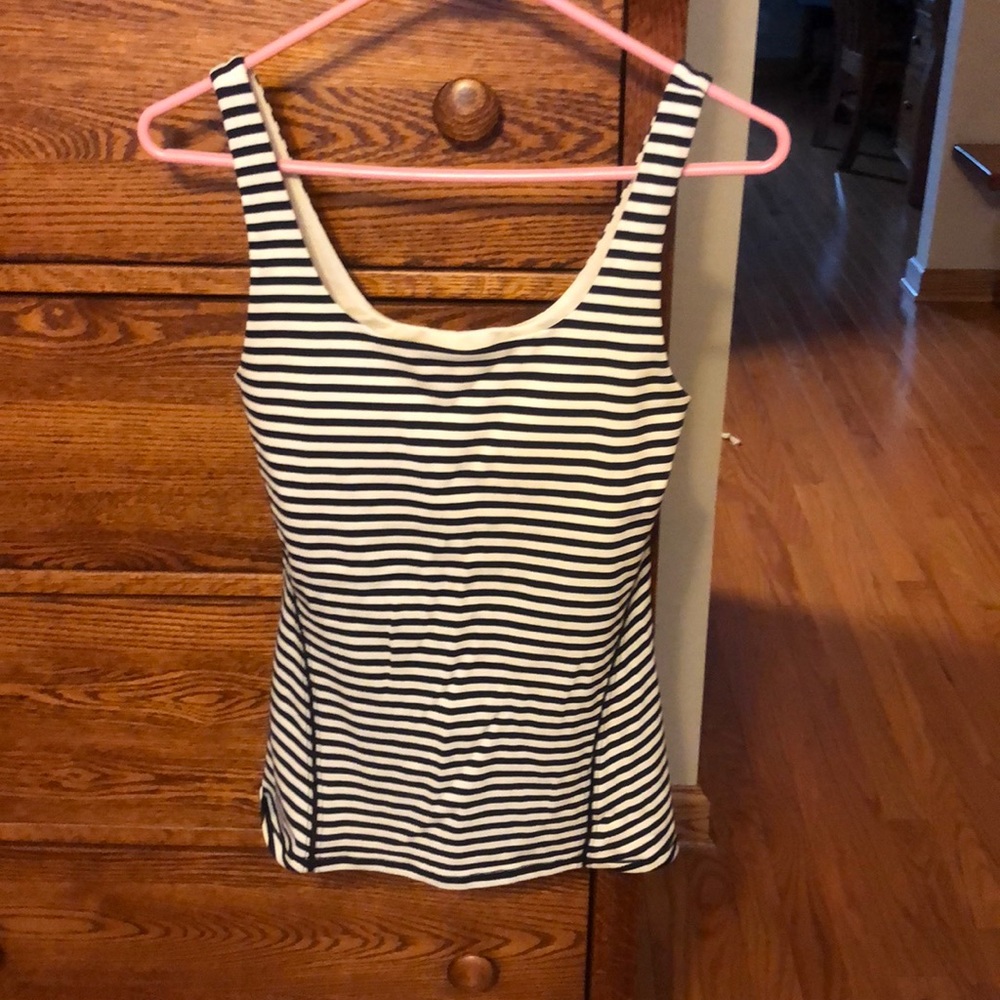 Lululemon tank top